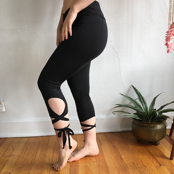 SOLD*****Yoga Pants******SOLD - Picture 7 of 7